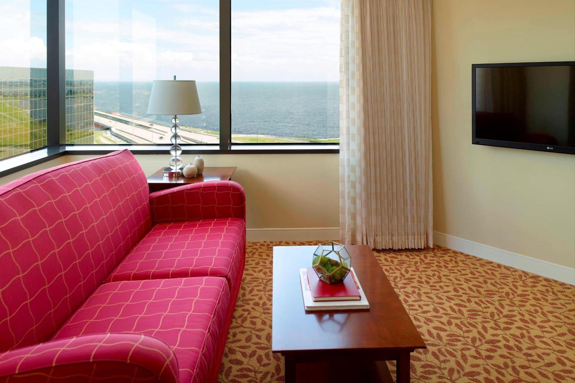 New Orleans Marriott Metairie At Lakeway Exterior photo